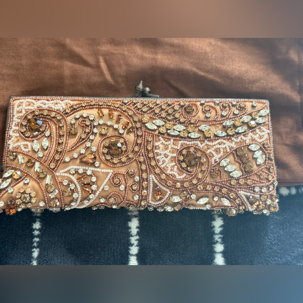 Gorgeous Moyna Couture Vibtage Clutch with Beaded Design